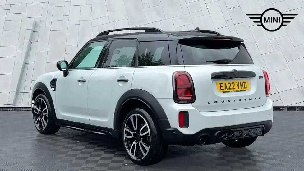 Used Mini Cooper Countryman Sport 134 HP (98 kW) 2022 Silver SUV