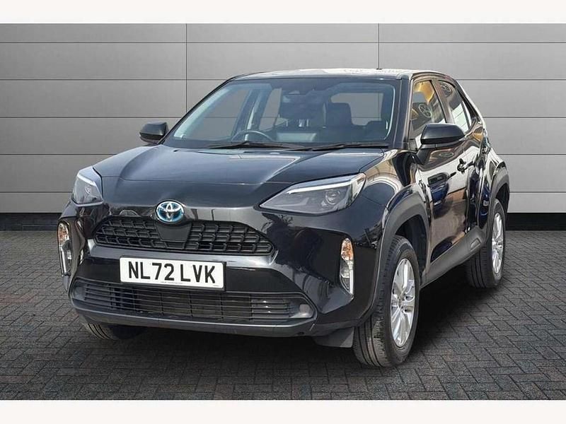 Used Toyota Yaris Cross 116 HP (85 kW) 2022 Black SUV