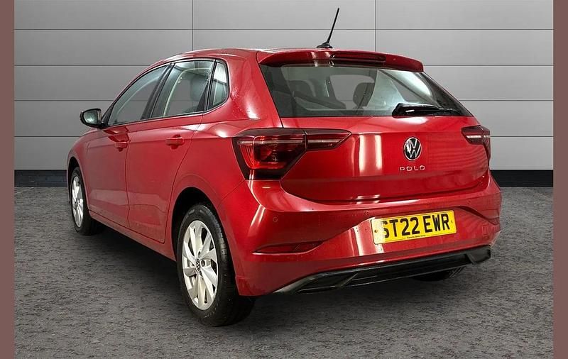 Used VW Polo Style 95 HP (69 kW) 2022 Red Hatchback