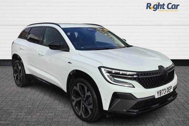 Used Renault Austral Techno Esprit Alpine 200 HP (147 kW) 2023 White  SUV