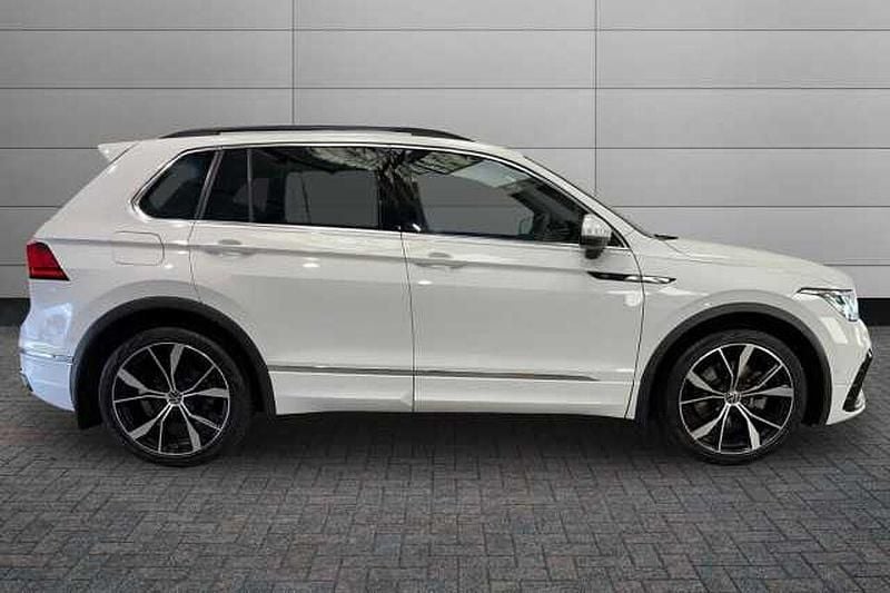 Used VW Tiguan R-line 200 HP (147 kW) 2021 Pure white SUV