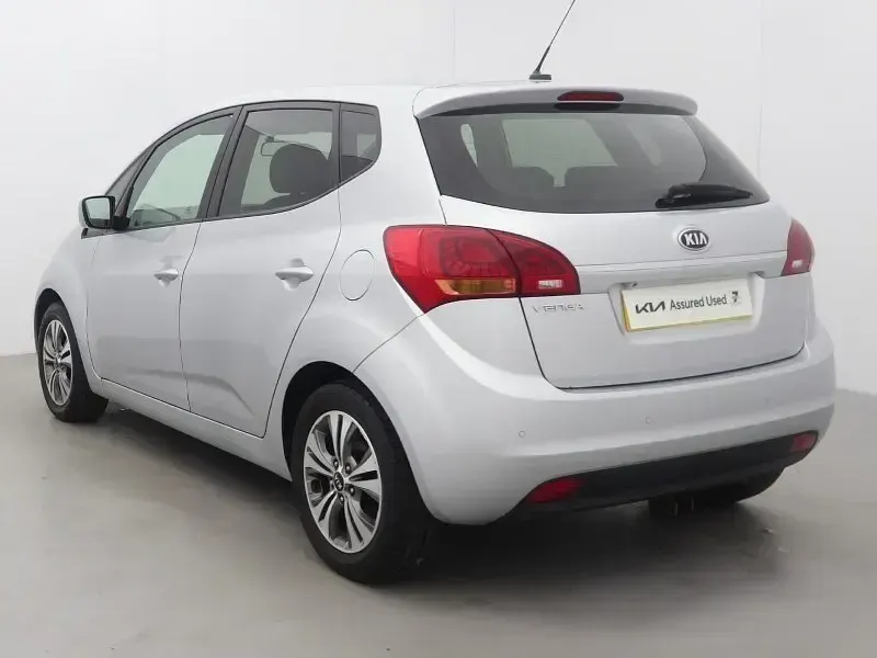 Used Kia Venga 125 HP (91 kW) 2017 Silver Hatchback
