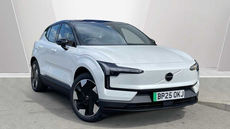 New 2025 Volvo EX30 Plus SUV | £33,195 (Super price) - Image 1/3