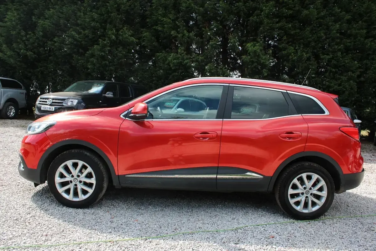 Used Renault Kadjar Dynamique 110 HP (80 kW) 2016 Red SUV