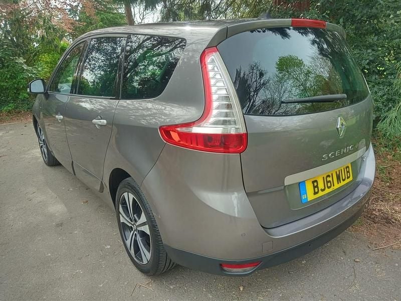 Used Renault Grand Scénic III Bose Edition 110 HP (80 kW) 2011 Grey MPV