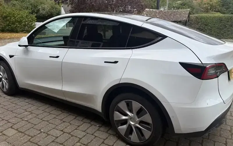 Used Tesla Model Y Long Range AWD 286 kW (389 HP) 2025 SUV