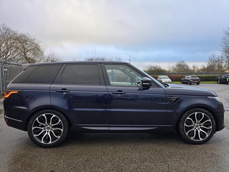 Used Land Rover Range Rover Sport HSE Dynamic 306 HP (225 kW) 2019 Blue SUV