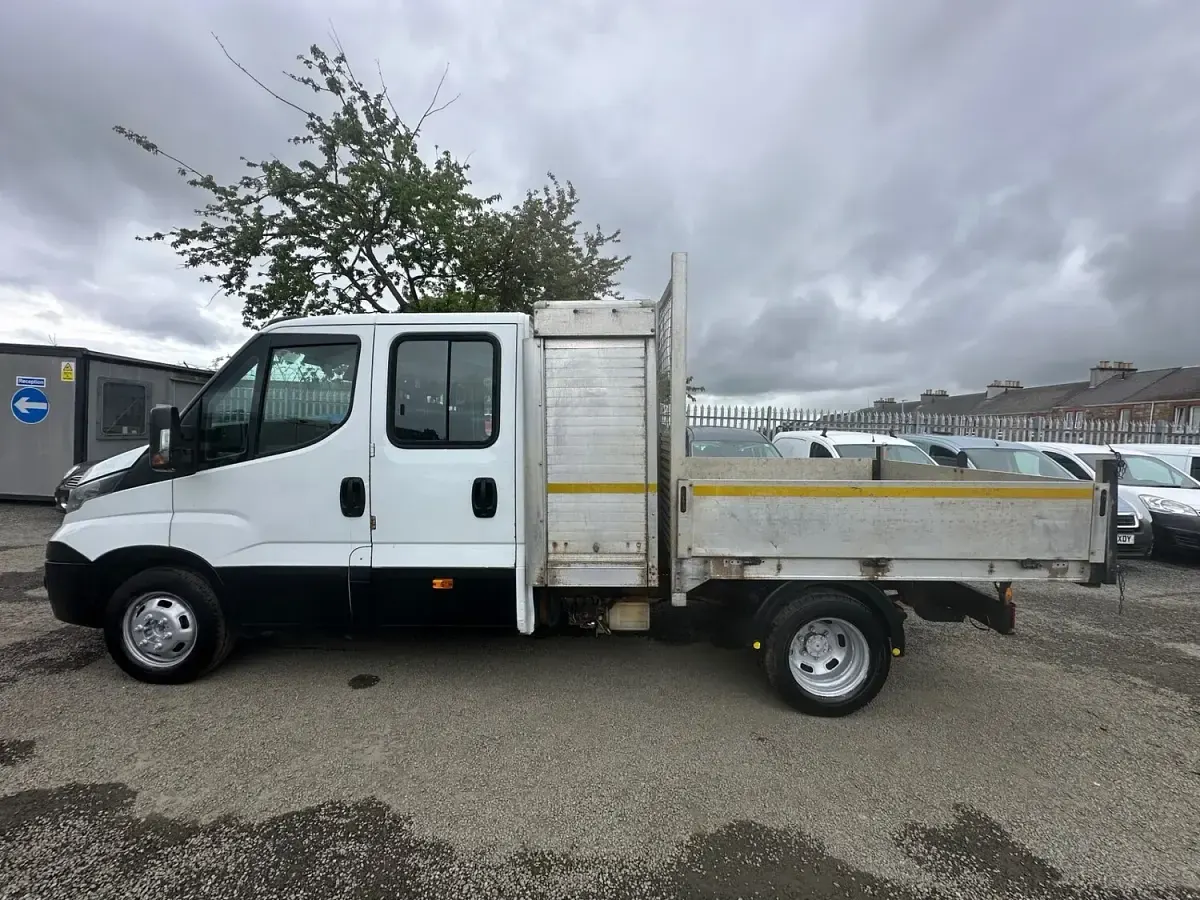 Used Iveco Daily 2015 White Cabriolet