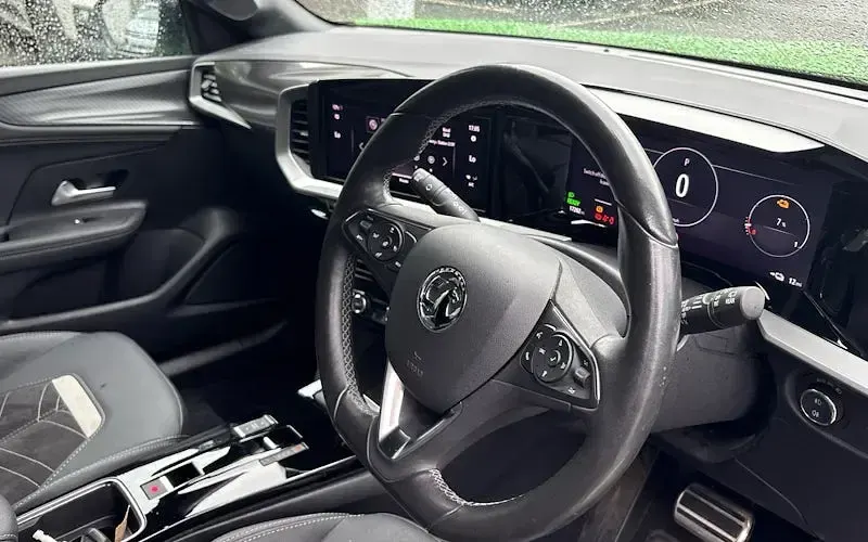 Used Vauxhall Mokka Ultimate 100 kW (136 HP) 2023 Green SUV