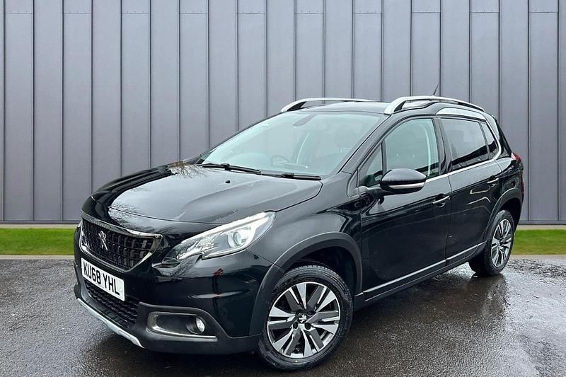 Second-hand Peugeot 2008 Allure 81 CP (59 kW) 2019 Negru SUV