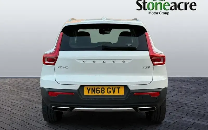 Used Volvo XC40 Inscription 163 HP (119 kW) 2021 SUV