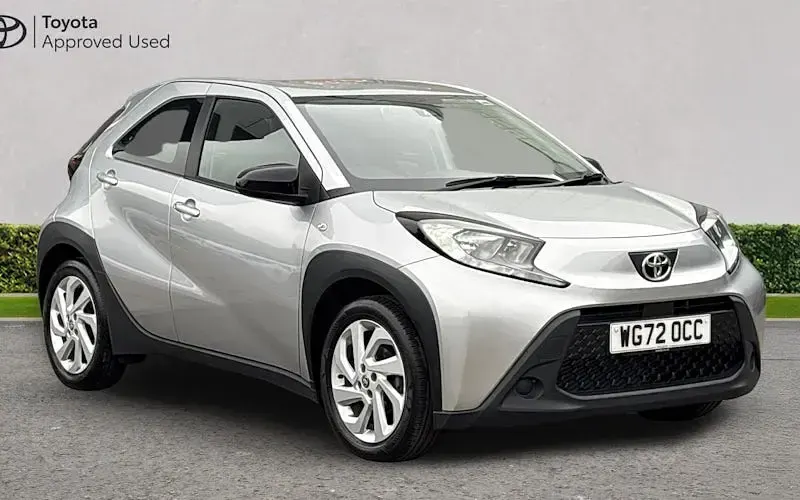 Used Toyota Aygo X PURE 72 HP (52 kW) 2025 SUV