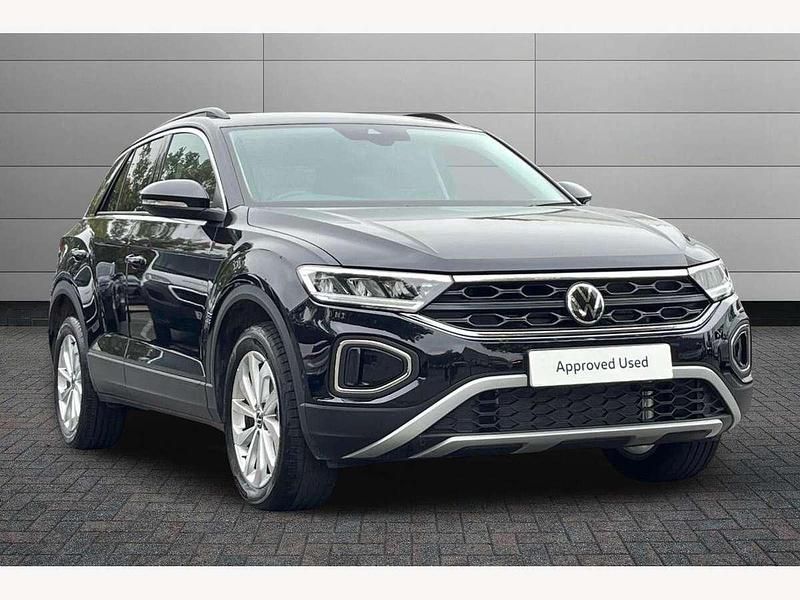 Used VW T-Roc Match 150 HP (110 kW) 2025 Grenadilla black SUV