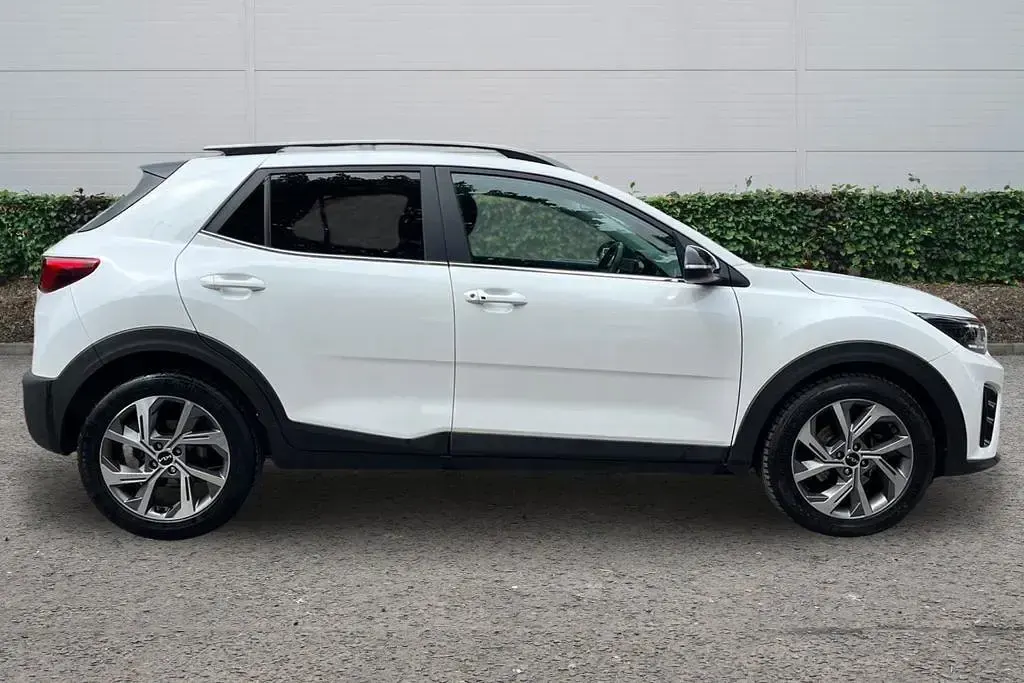 Used Kia Stonic GT-Line S 2024 White SUV