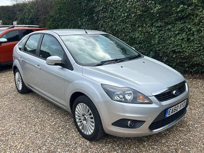 Used Ford Focus Titanium 2010 Silver Hatchback