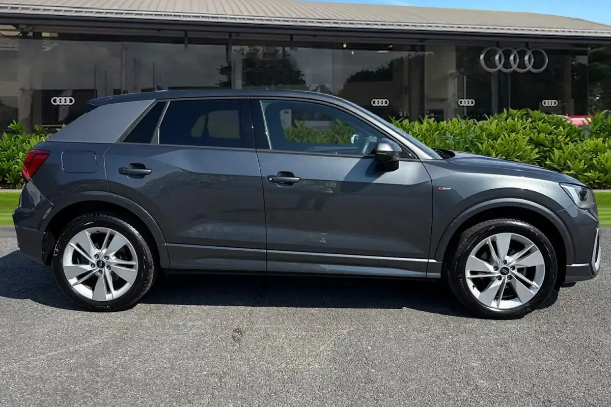 Used Audi Q2 S-Line 150 HP (110 kW) 2025 Grey SUV