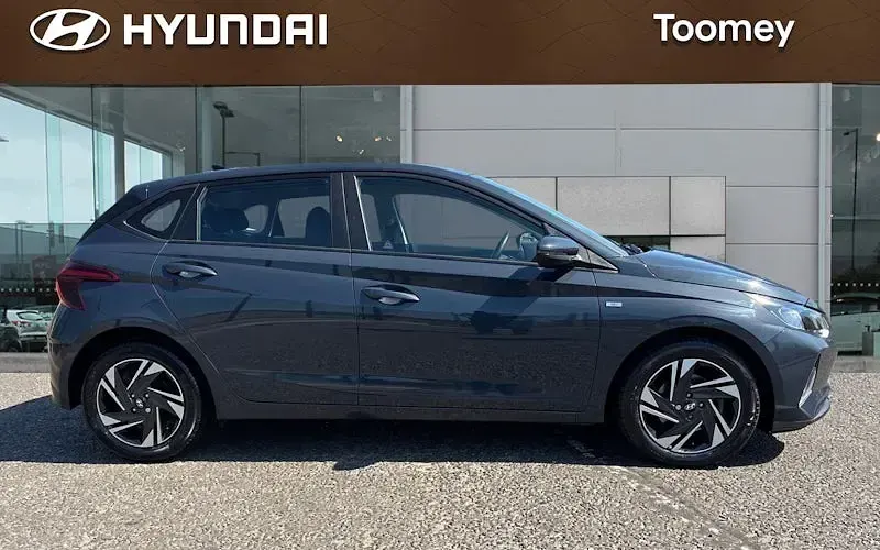 Used Hyundai i20 SE 101 HP (74 kW) 2023 Grey Hatchback