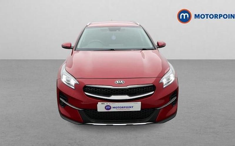 Usado Kia XCeed 140 HP (102 kW) 2020 Vermelho SUV