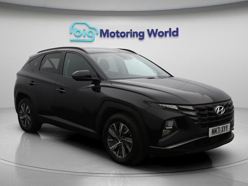 Black Used 2022 Hyundai Tucson SE SUV | £17,700 (Good price) - Image 1/4