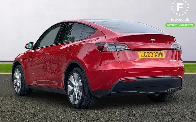 Used Tesla Model Y Long Range AWD 286 kW (389 HP) 2025 SUV