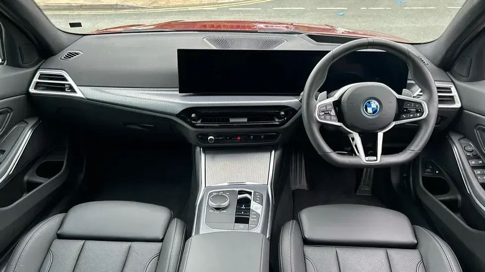 Used BMW 330 M Sport 288 HP (211 kW) 2025 Red