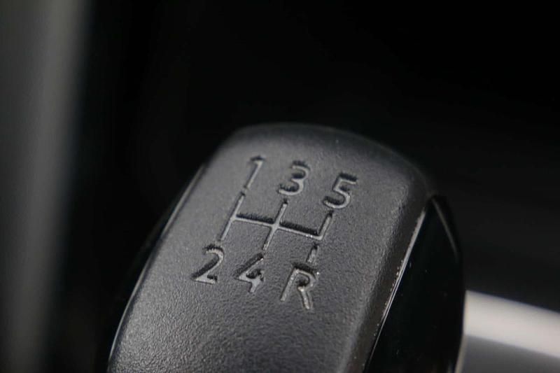 Image 4/4