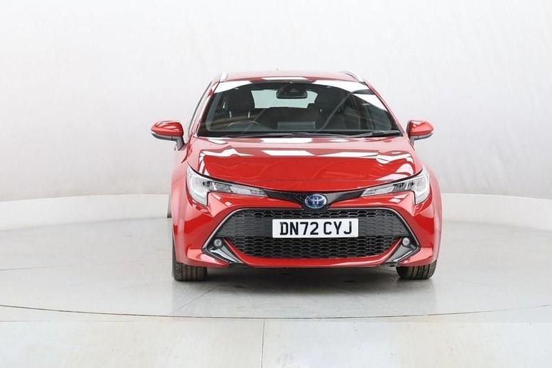 Used Toyota Corolla 140 HP (102 kW) 2023 Red Estate