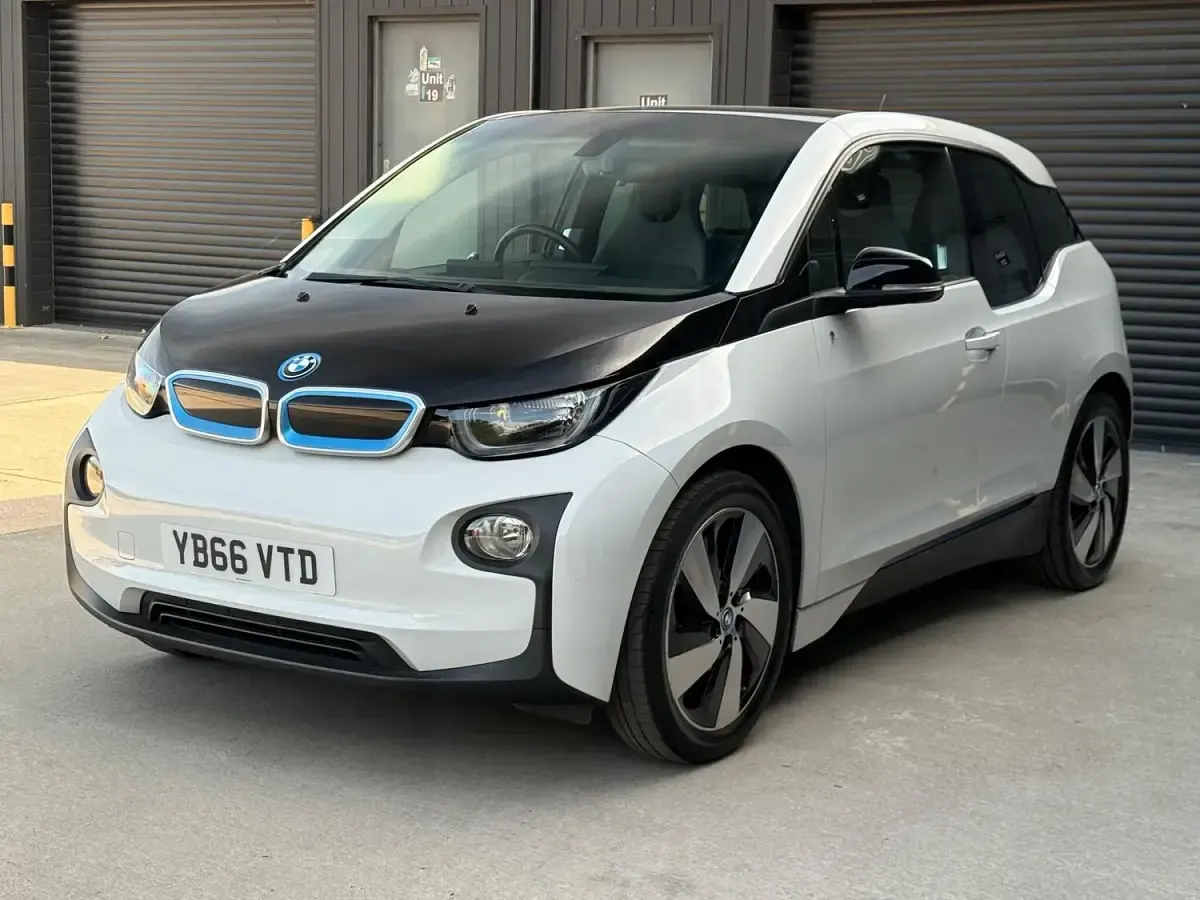 Used BMW i3 Performance 125 kW (170 HP) 2017 White Hatchback