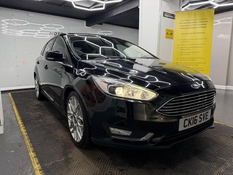 Used Ford Focus Titanium X 125 HP (91 kW) 2016 Black Hatchback