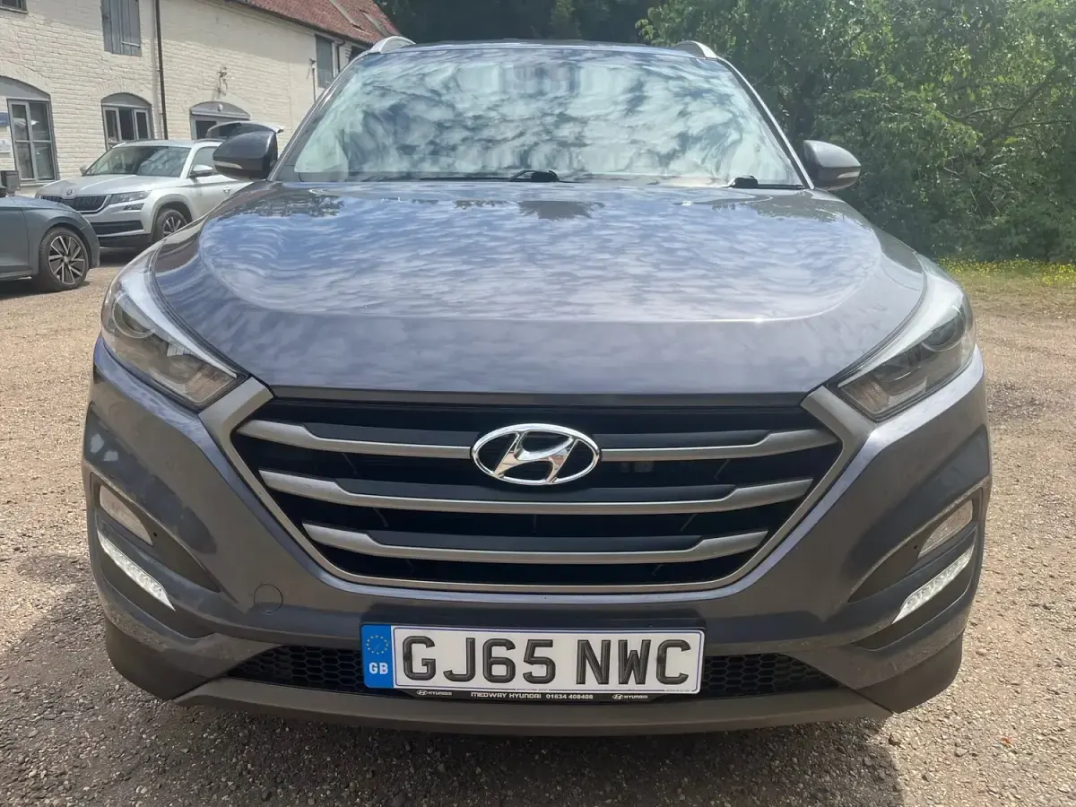 Used Hyundai Tucson SE 116 HP (85 kW) 2015 Grey SUV