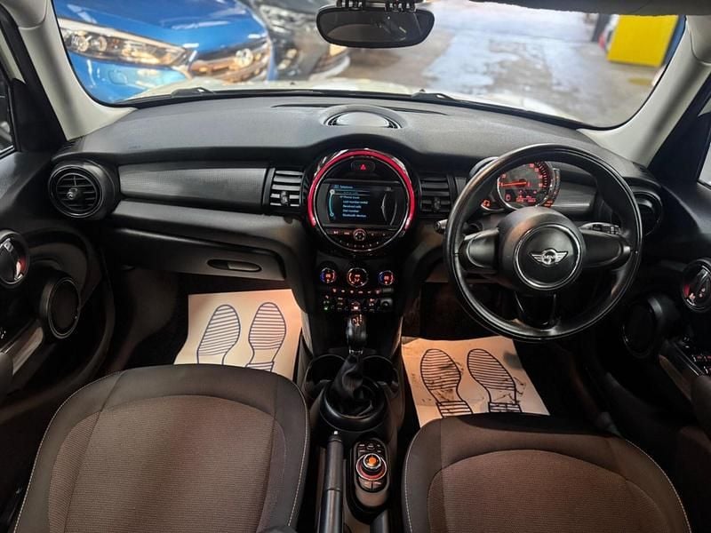 Used Mini ONE Hatch 102 HP (75 kW) 2016 White Hatchback