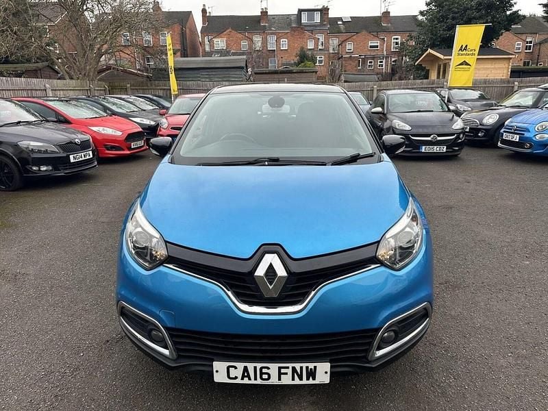 Used Renault Captur Dynamique 90 HP (66 kW) 2016 Blue SUV