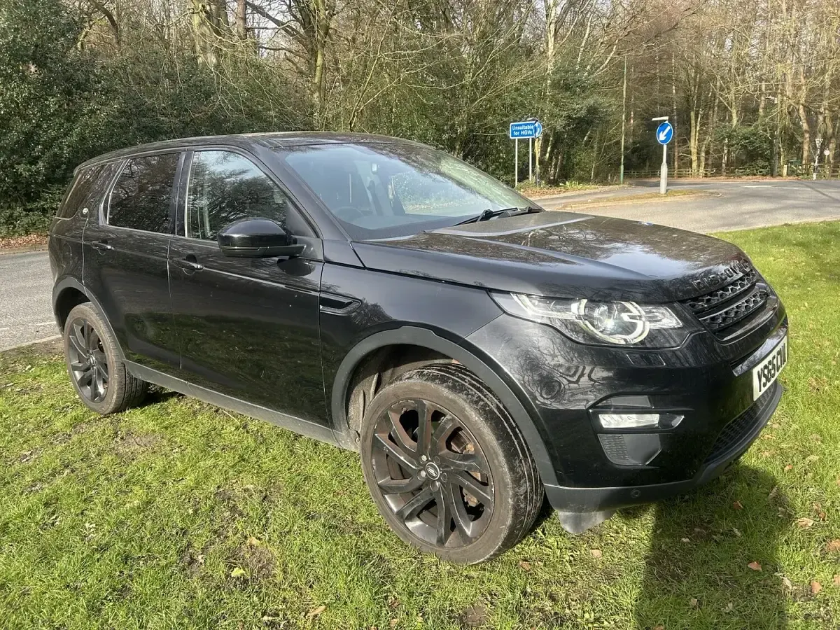 Begagnad Land Rover Discovery Sport HSE 2015 Svart SUV