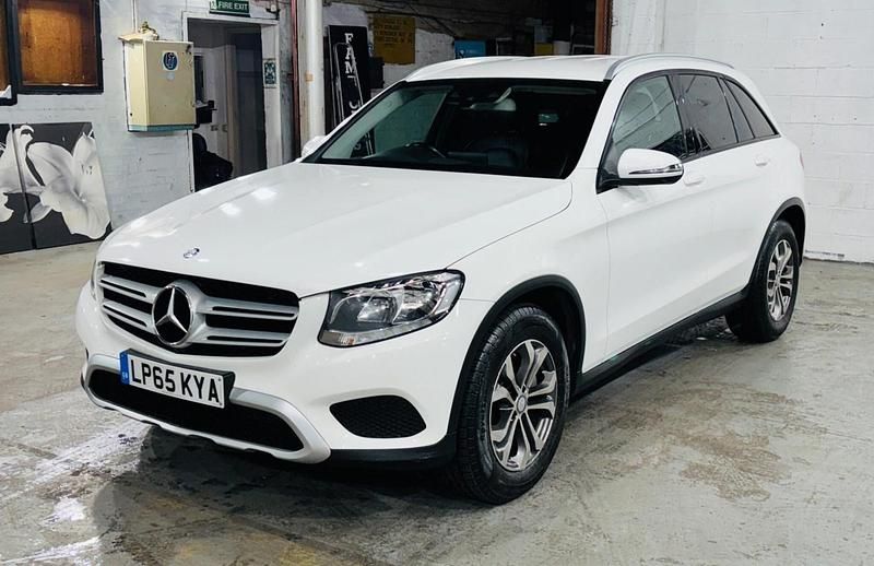 Used Mercedes GLC220 SE 170 HP (125 kW) 2015 White SUV