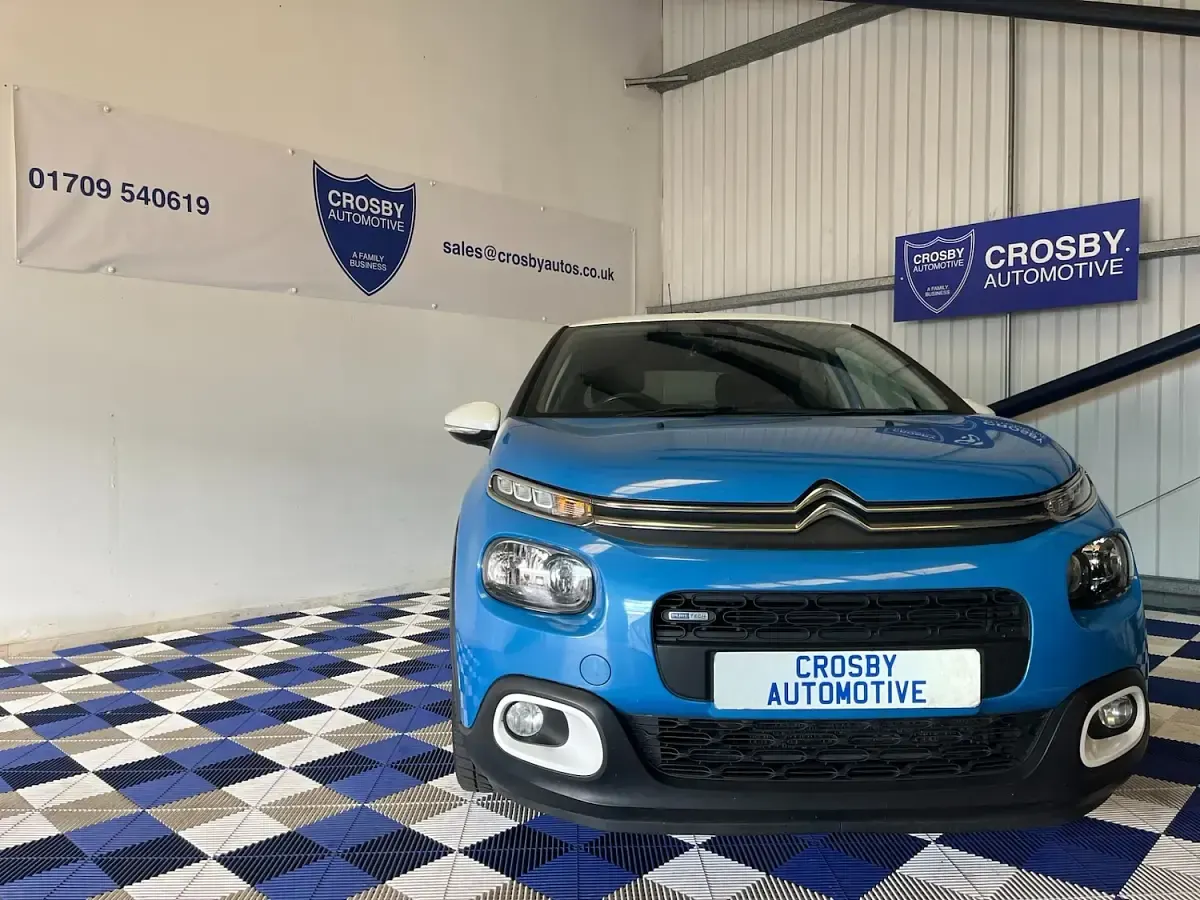 Used Citroën C3 Flair 108 HP (79 kW) 2017 Blue Hatchback