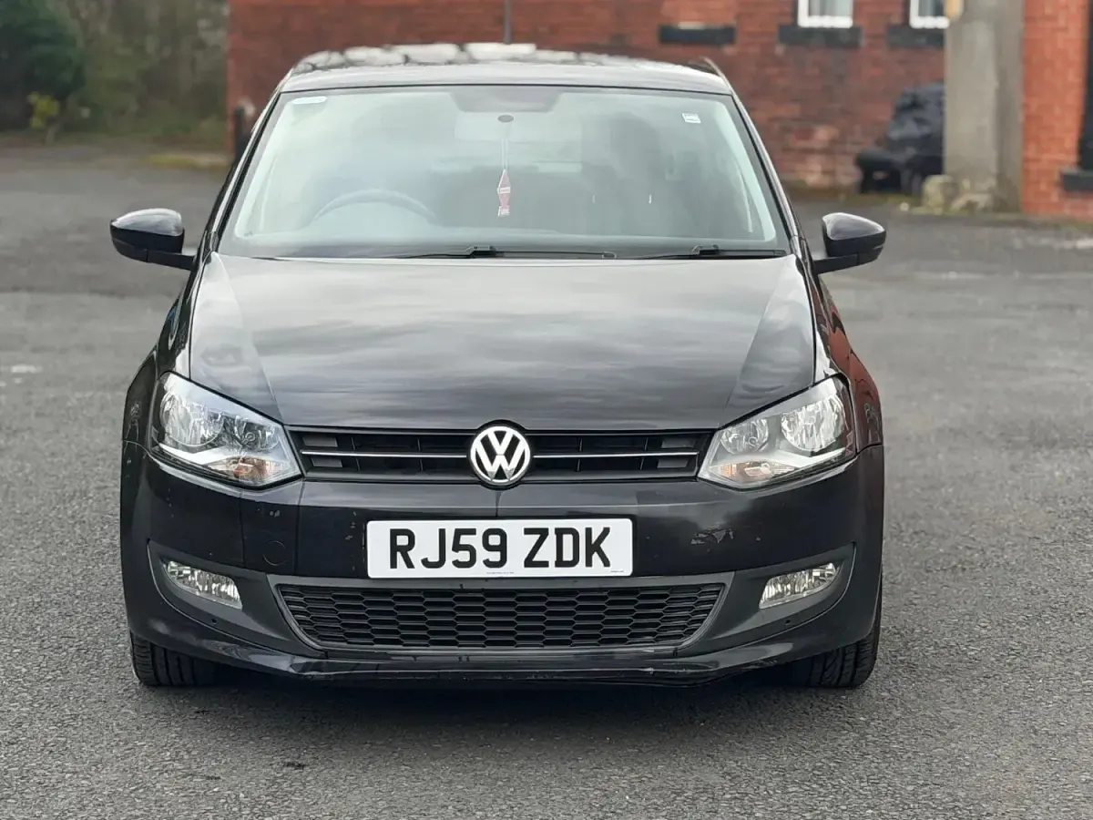 Used VW Polo 70 HP (51 kW) 2009 Black Hatchback