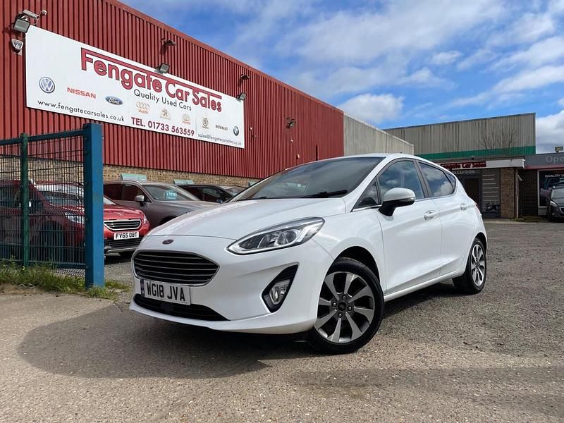 Used Ford Fiesta Zetec 2018 White Hatchback