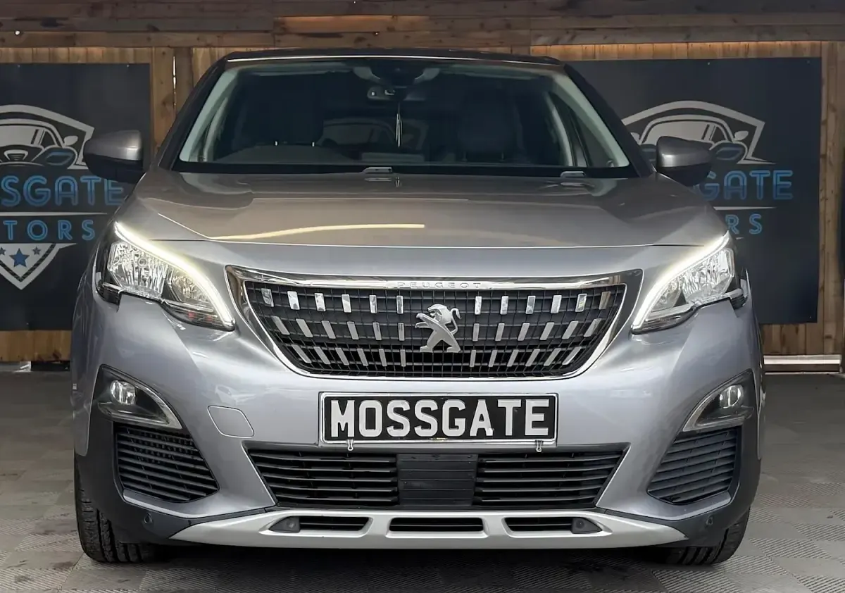 Used Peugeot 3008 Allure 120 HP (88 kW) 2017 Grey SUV