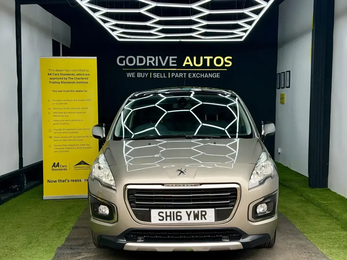 Used Peugeot 3008 Allure 2016 Grey Hatchback