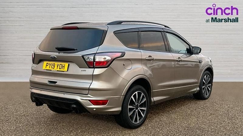 Used Ford Kuga ST-Line 176 HP (129 kW) 2019 Silver SUV