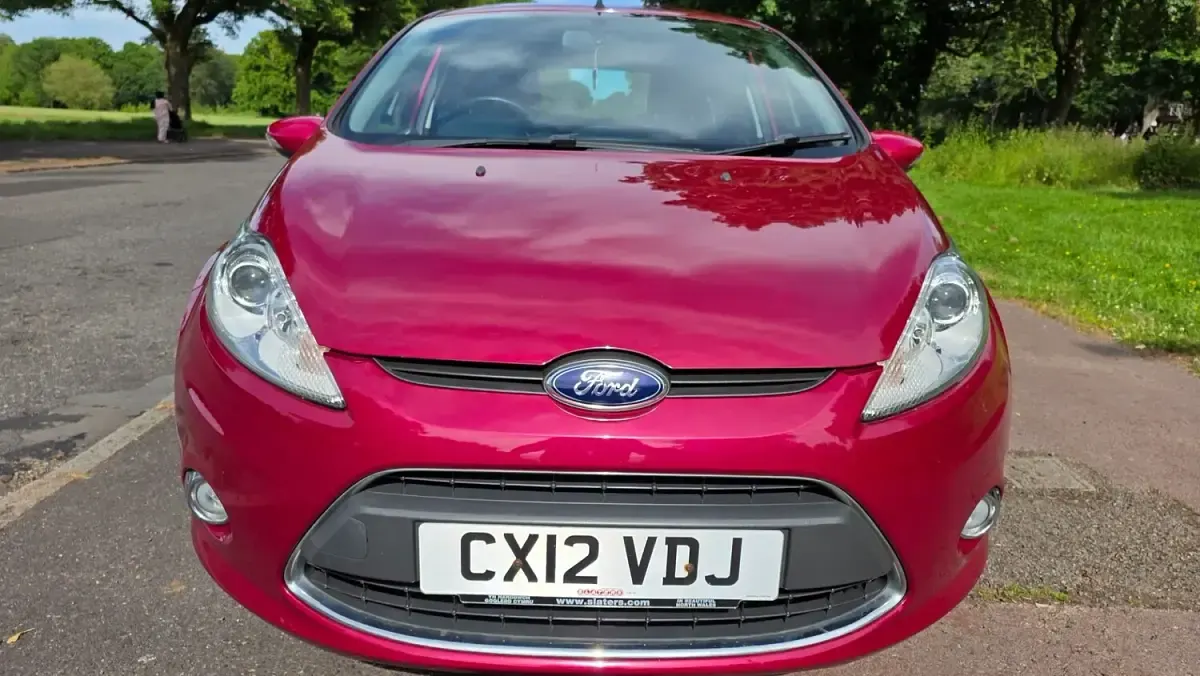 Used Ford Fiesta Zetec 2012 Red Hatchback