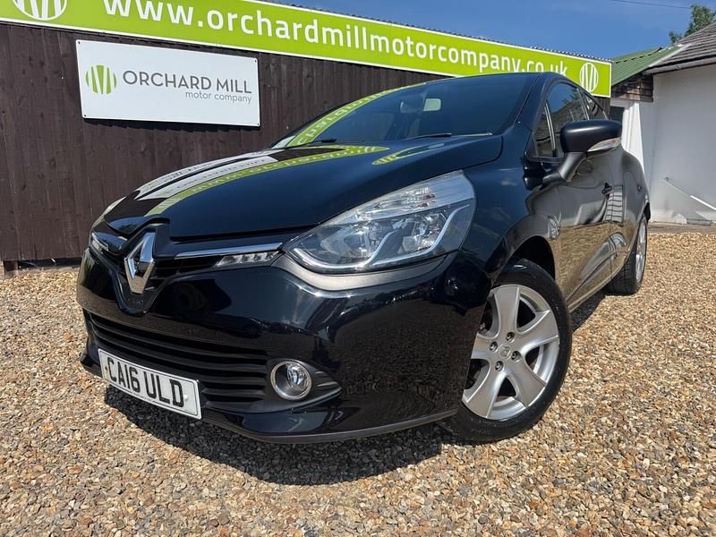 Black Used 2016 Renault Clio IV Dynamique Hatchback | £6,995 (Fair price) - Image 1/4