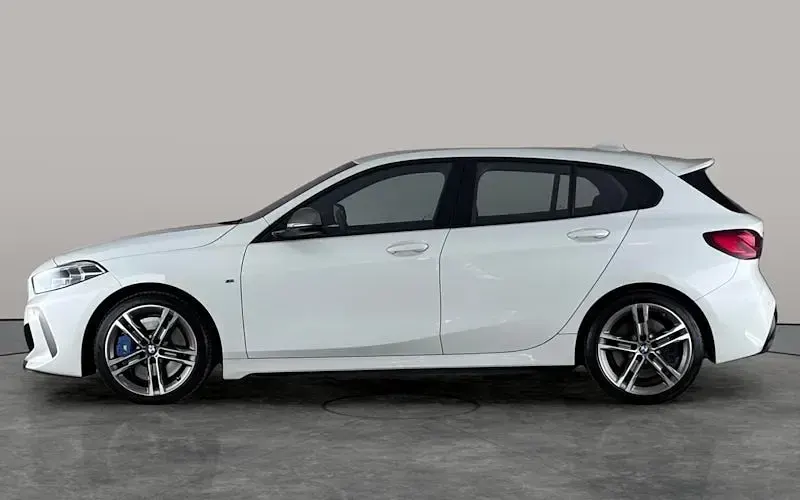 Used BMW M135 Comfort Edition 306 HP (225 kW) 2022 White Hatchback