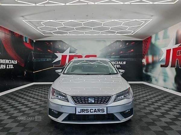 Used Seat Leon XCELLENCE 125 HP (91 kW) 2017 Silver Hatchback