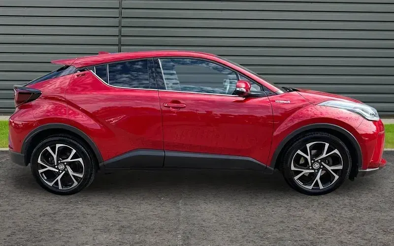 Used Toyota C-HR Design 122 HP (89 kW) 2023 SUV