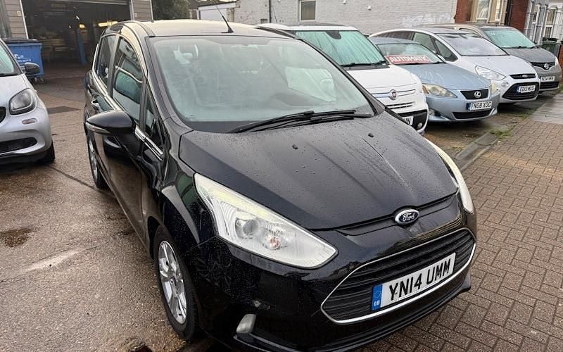 Used Ford B-MAX Zetec 105 HP (77 kW) 2016 MPV