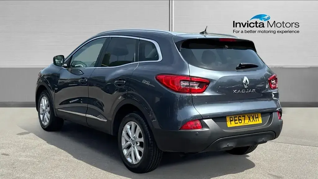Usado Renault Kadjar Dynamique 130 HP (95 kW) 2017 Cinzento SUV