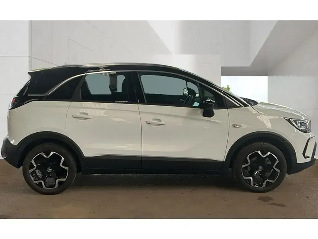 Used Vauxhall Crossland Ultimate 130 HP (95 kW) 2024 White SUV