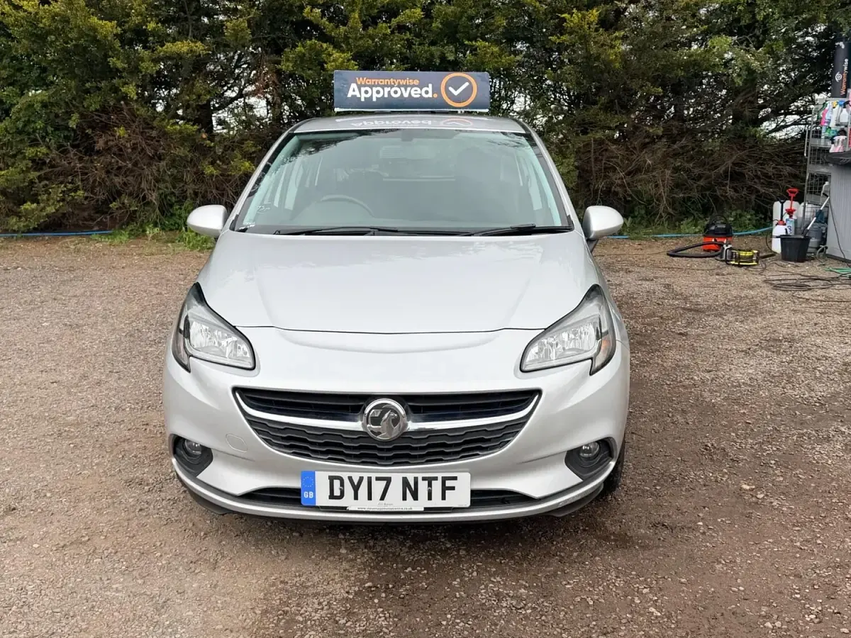 Used Vauxhall Corsa Design Edition 90 HP (66 kW) 2017 Silver Hatchback