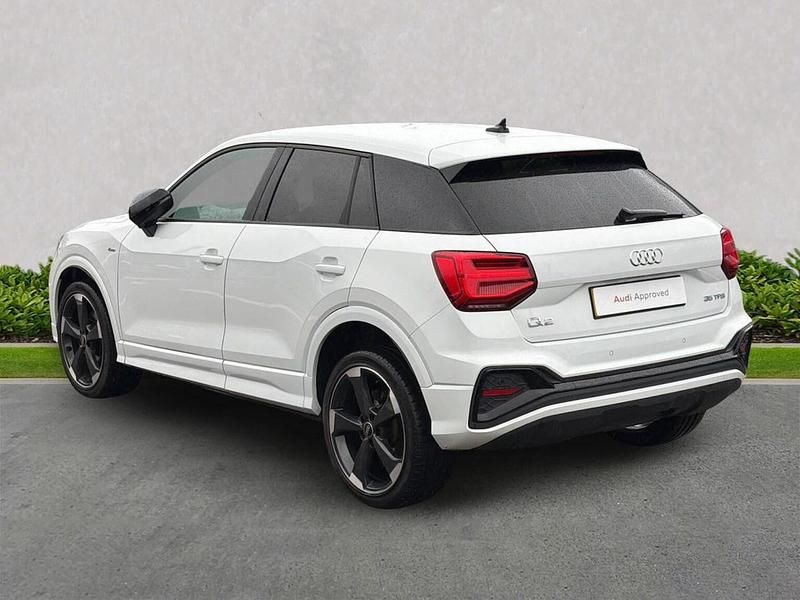 Used Audi Q2 Black Edition 190 HP (139 kW) 2022 White SUV